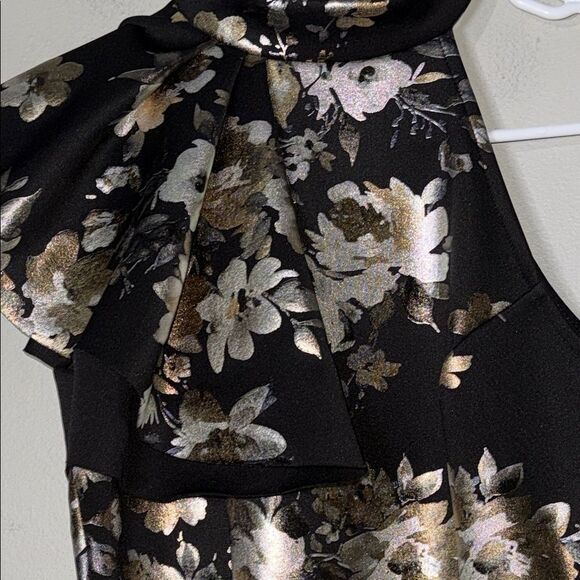 Black and Gold One Shoulder Bodycon Dress - Picture 9 of 15